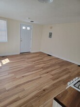 181 Ferry St-Unit -1 in Everett, MA - Building Photo - Building Photo