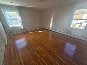 101 Bloomingdale Ave in Cranford, NJ - Building Photo - Building Photo