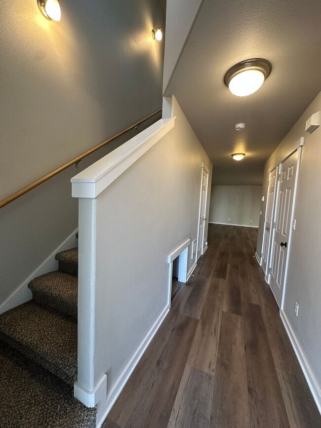 2962 SW Juniper Ave in Redmond, OR - Building Photo - Building Photo