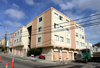 899 Hillside Blvd in Daly City, CA - Building Photo - Building Photo