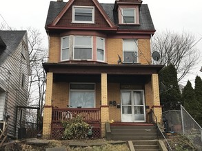 Mt Washington-Triplex in Pittsburgh, PA - Foto de edificio - Other