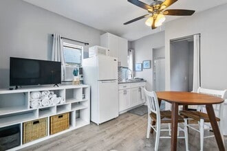 5408 5th Ave N in St. Petersburg, FL - Foto de edificio - Building Photo