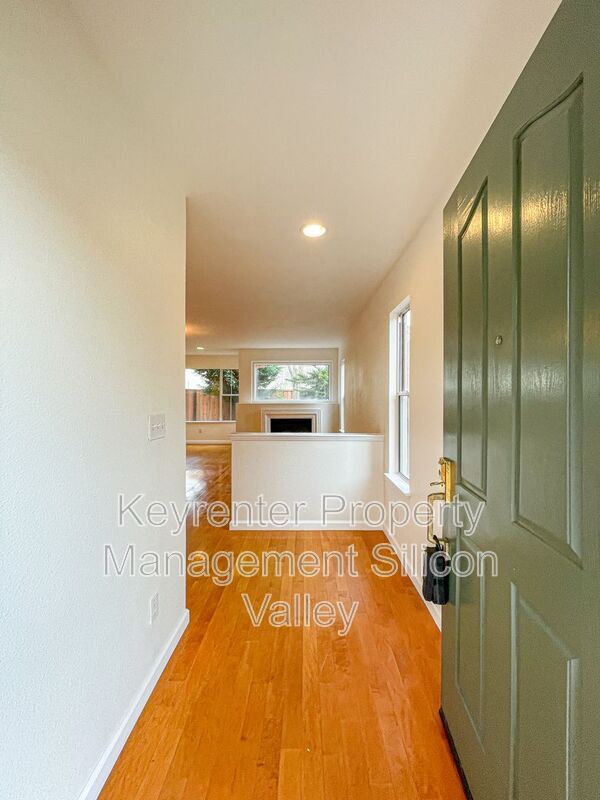 371 Bayberry Way in Milpitas, CA - Building Photo - Building Photo