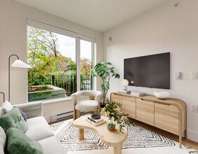 The Hyland in Vancouver, BC - Building Photo - Building Photo