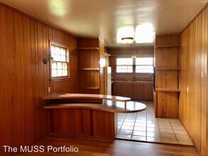 2403 30th St in Lubbock, TX - Foto de edificio - Building Photo