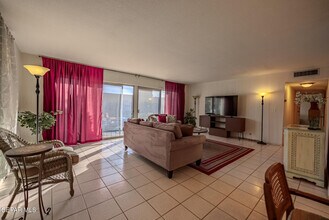 252 Shadow Mountain Dr in El Paso, TX - Building Photo - Building Photo