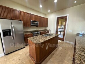 2005 Baylarian Blvd in Orlando, FL - Building Photo - Building Photo