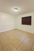8170 NW 10th St, Unit 2 in Miami, FL - Building Photo - Building Photo