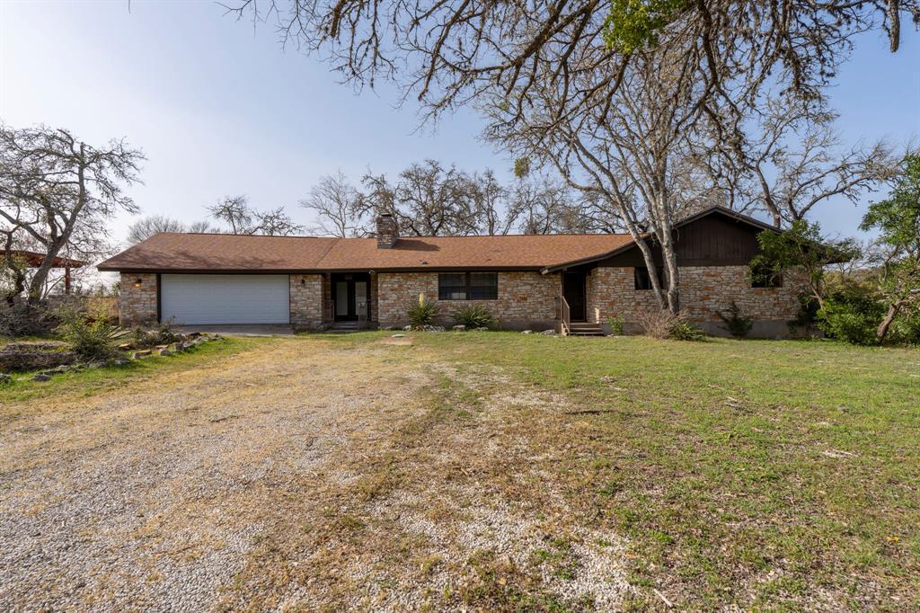 108 Augusta Ln in Wimberley, TX - Building Photo