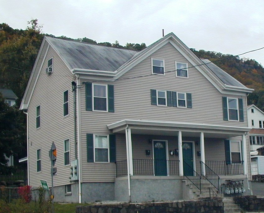 175 Rt 9W in Haverstraw, NY - Foto de edificio