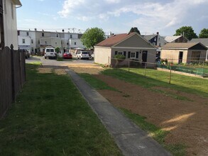 555 Minor St in Emmaus, PA - Building Photo - Building Photo