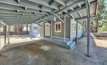 2600 Alma Ave in South Lake Tahoe, CA - Building Photo - Building Photo