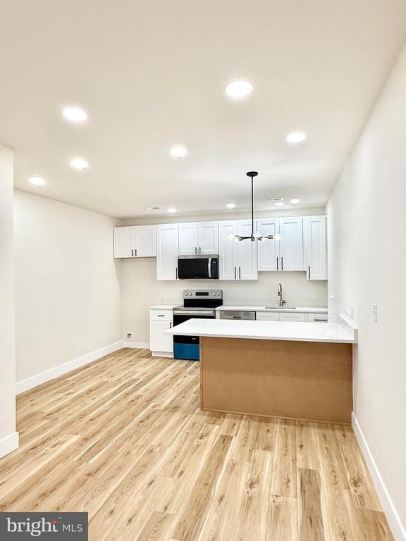 property at 151 N York St