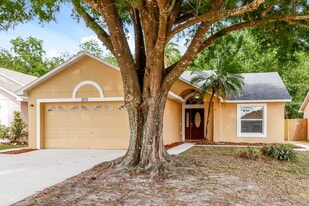 2135 Remington Pointe Blvd in Kissimmee, FL - Building Photo