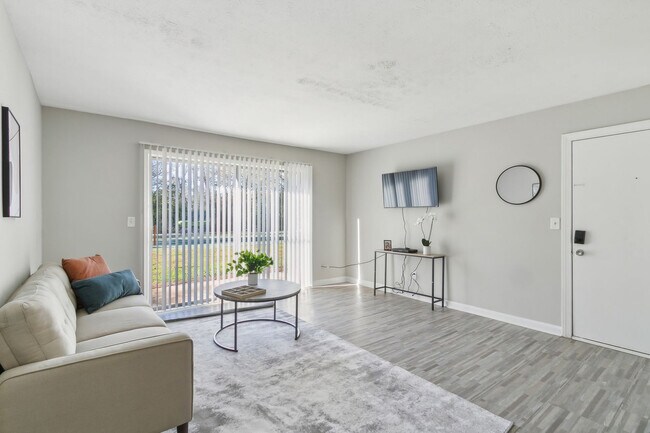1035 Franklin Gateway SE in Marietta, GA - Building Photo - Building Photo