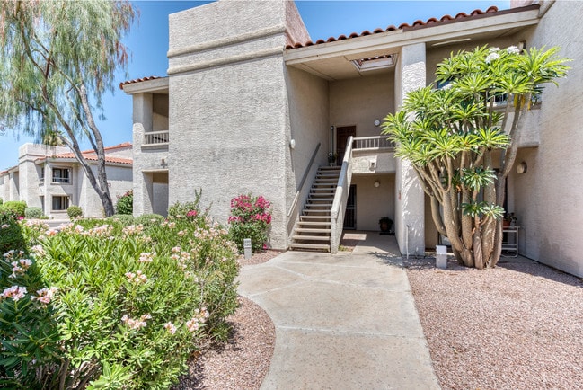 property at 9445 N 94th Pl