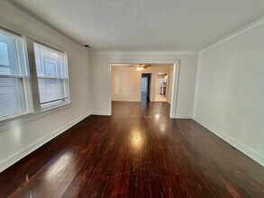 5017-5019 Wyandotte St in Kansas City, MO - Building Photo - Building Photo