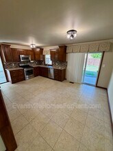 1724 N Colony Dr in Evansville, IN - Building Photo - Building Photo