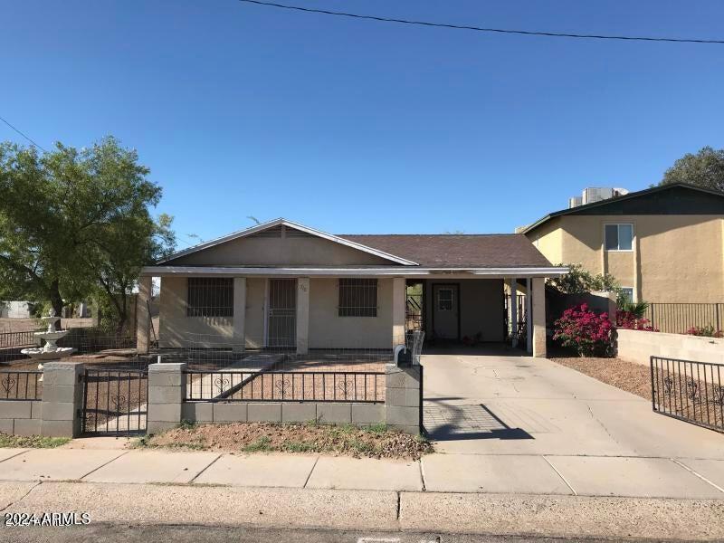 710 E 11th St in Casa Grande, AZ - Building Photo