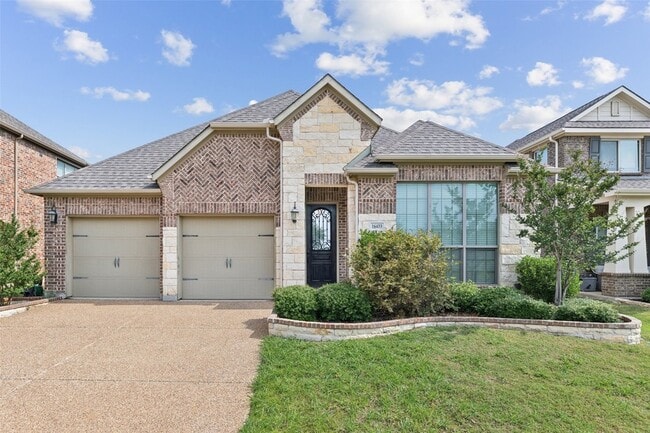 property at 16433 Stillhouse Hollow Ct