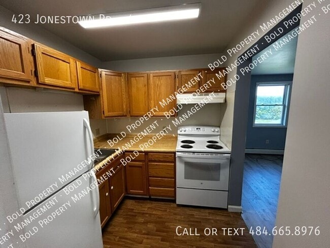 property at 423 Jonestown Rd