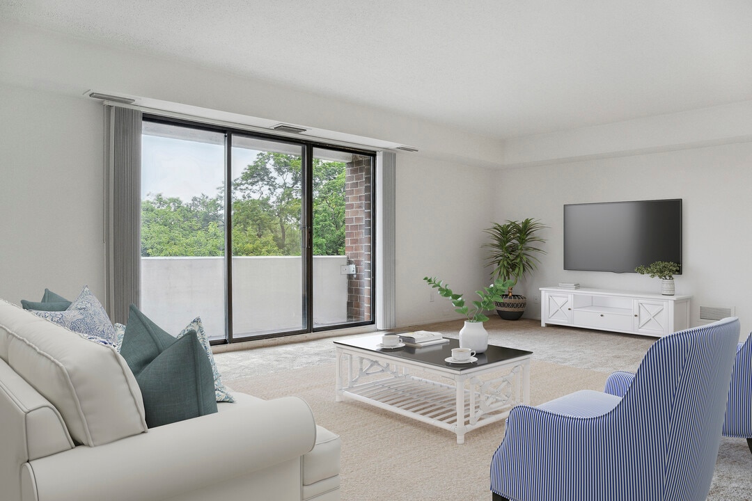 Claymoor Luxury Apartments in Southfield, MI - Building Photo