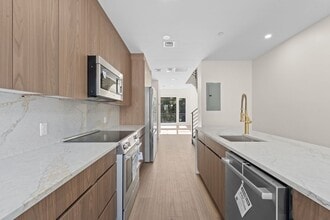 310 Fenimore St in Brooklyn, NY - Foto de edificio - Building Photo