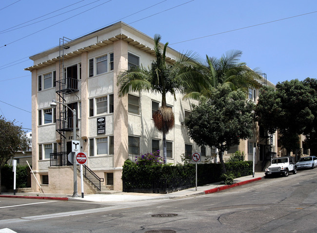 3025 2nd St in Santa Monica, CA - Building Photo - Building Photo