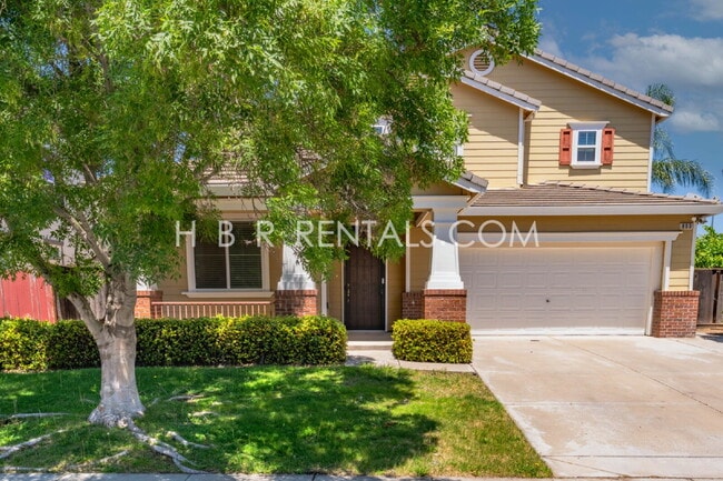 property at 803 Twin Oaks Dr