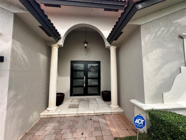 13348 SW 122nd Ave in Miami, FL - Building Photo - Building Photo