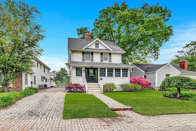 A370 E Main St in Manasquan, NJ - Building Photo - Building Photo