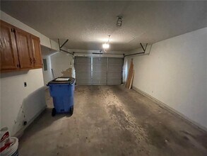 10 Oaks Pl in Lago Vista, TX - Building Photo - Building Photo