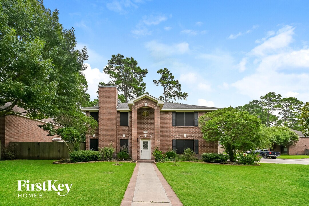 1402 Green Tree Dr in Tomball, TX - Building Photo