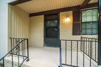 2415 Ormond Dr in Center Point, AL - Building Photo - Building Photo