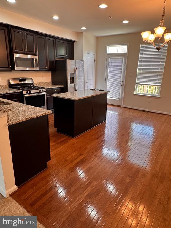 property at 624 Ravenwood Dr