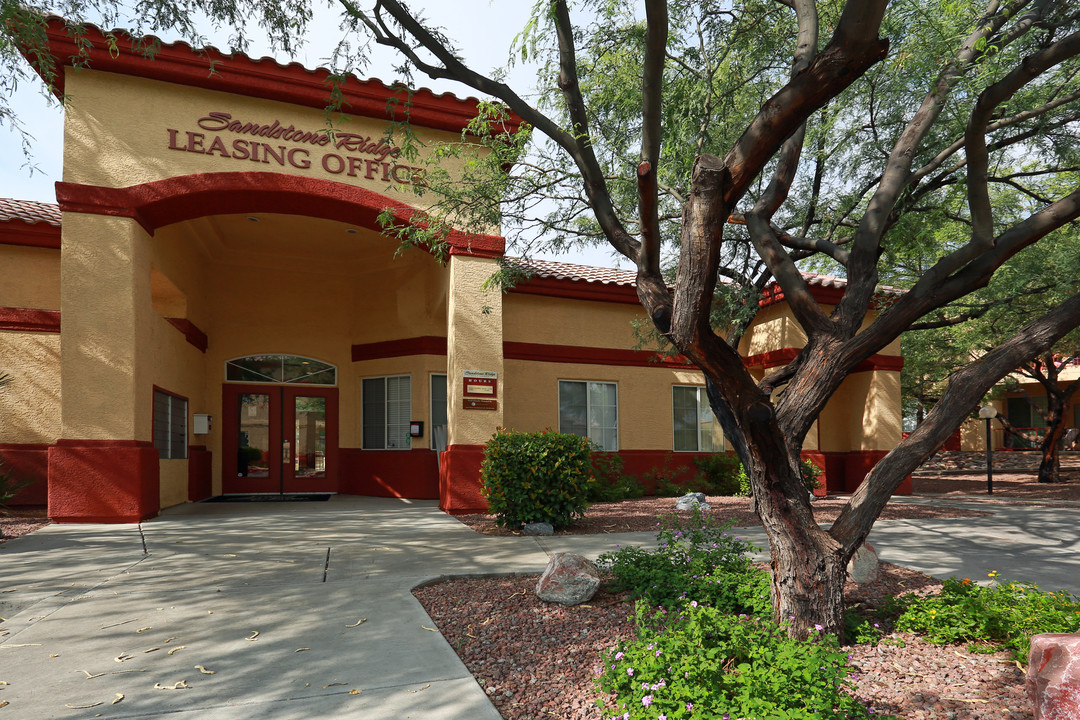 Sandstone Ridge Apartments in Green Valley, AZ - Building Photo