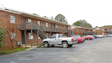 Black Creek Apartments in Rainbow City, AL - Building Photo - Building Photo