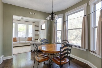 3009 Poppleton Ave in Omaha, NE - Building Photo - Building Photo