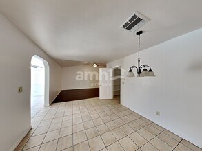 1364 N Rowen in Mesa, AZ - Building Photo - Building Photo
