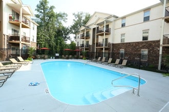 Taylor Pointe Apartments in Gahanna, OH - Building Photo - Building Photo