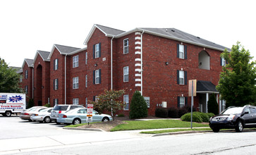 Sebastian Courtyard in Greensboro, NC - Building Photo - Building Photo