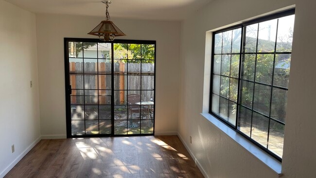 711 Hanover St in Santa Cruz, CA - Foto de edificio - Building Photo
