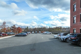 200 Merrimack St in Haverhill, MA - Foto de edificio - Building Photo