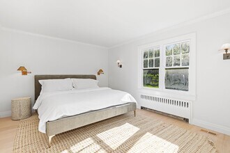 78 Dayton Ln in East Hampton, NY - Building Photo - Building Photo