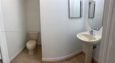 12458 SW 125th Terrace in Miami, FL - Building Photo - Building Photo