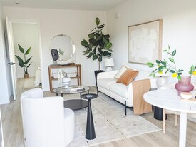 The Crest in Imperial Beach, CA - Building Photo