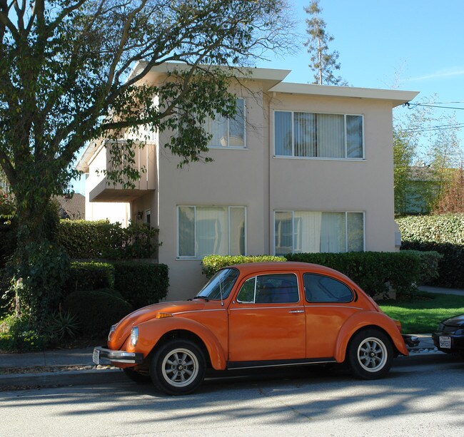 2040-2046 Yale St in Palo Alto, CA - Building Photo - Building Photo