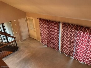 2814 Bloomingdale Dr in Hillsborough, NJ - Building Photo - Building Photo