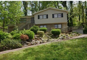 405 Lance Ln in Birmingham, AL - Building Photo