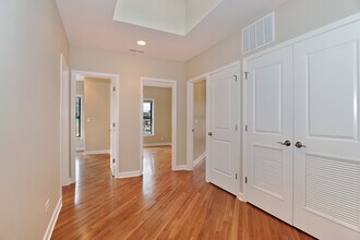 1802 N Sheffield Ave-Unit -2 in Chicago, IL - Building Photo - Building Photo